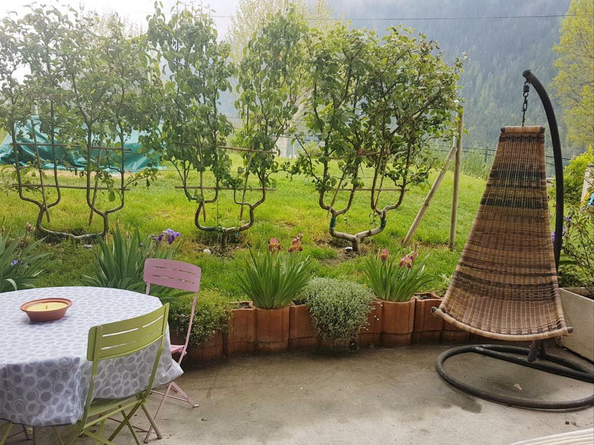 Chaleureux 2 pièces avec terrasse à Séez Exterior foto